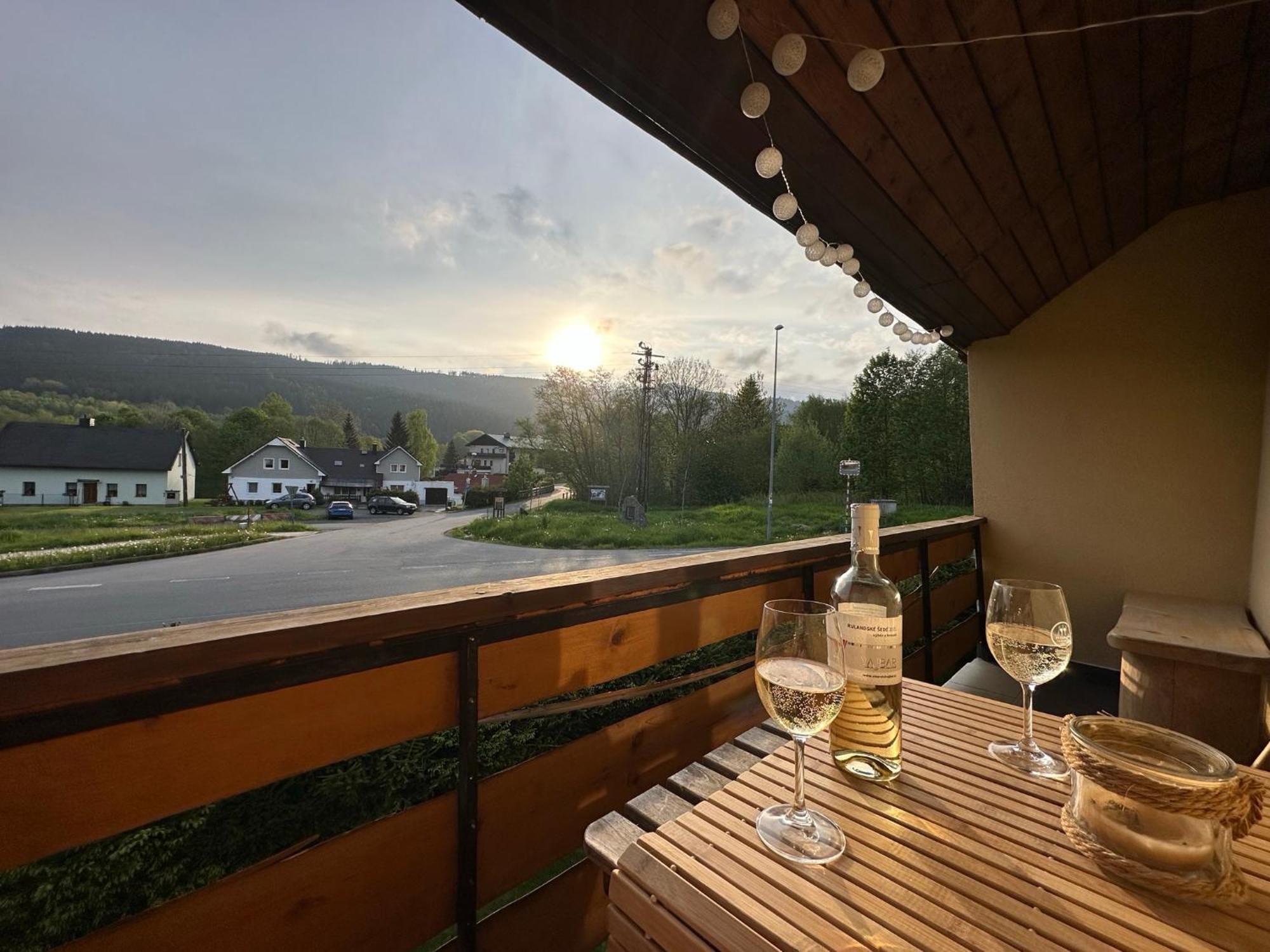 Apartman S Vyhledem Na Jezerni Stenu Železná Ruda Exterior foto